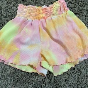 Fantastic Fawn tye dye shorts size medium EUC